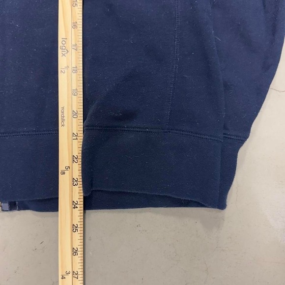 Vintage women's navy blue l.l. Bean zip up sweatshirt - Picture 5 of 6